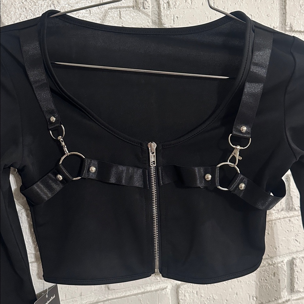 Ravel Black Long Sleeve Crop Top with Buckle Detail - Picture 2 of 3